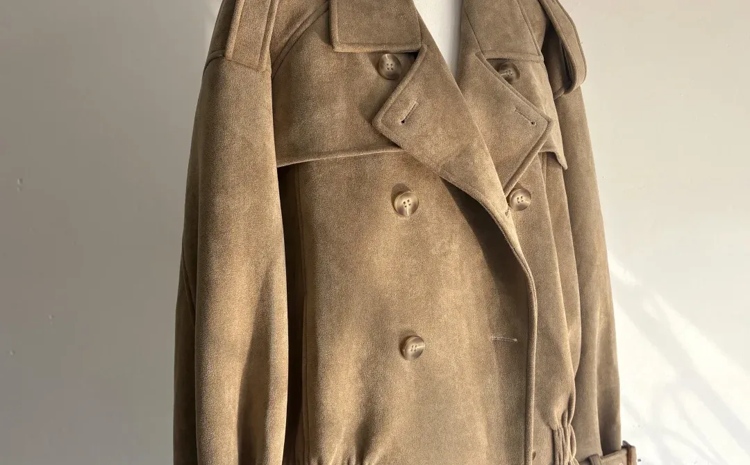 捡漏！大厂版衣，复古风收腰设计感绒外套女