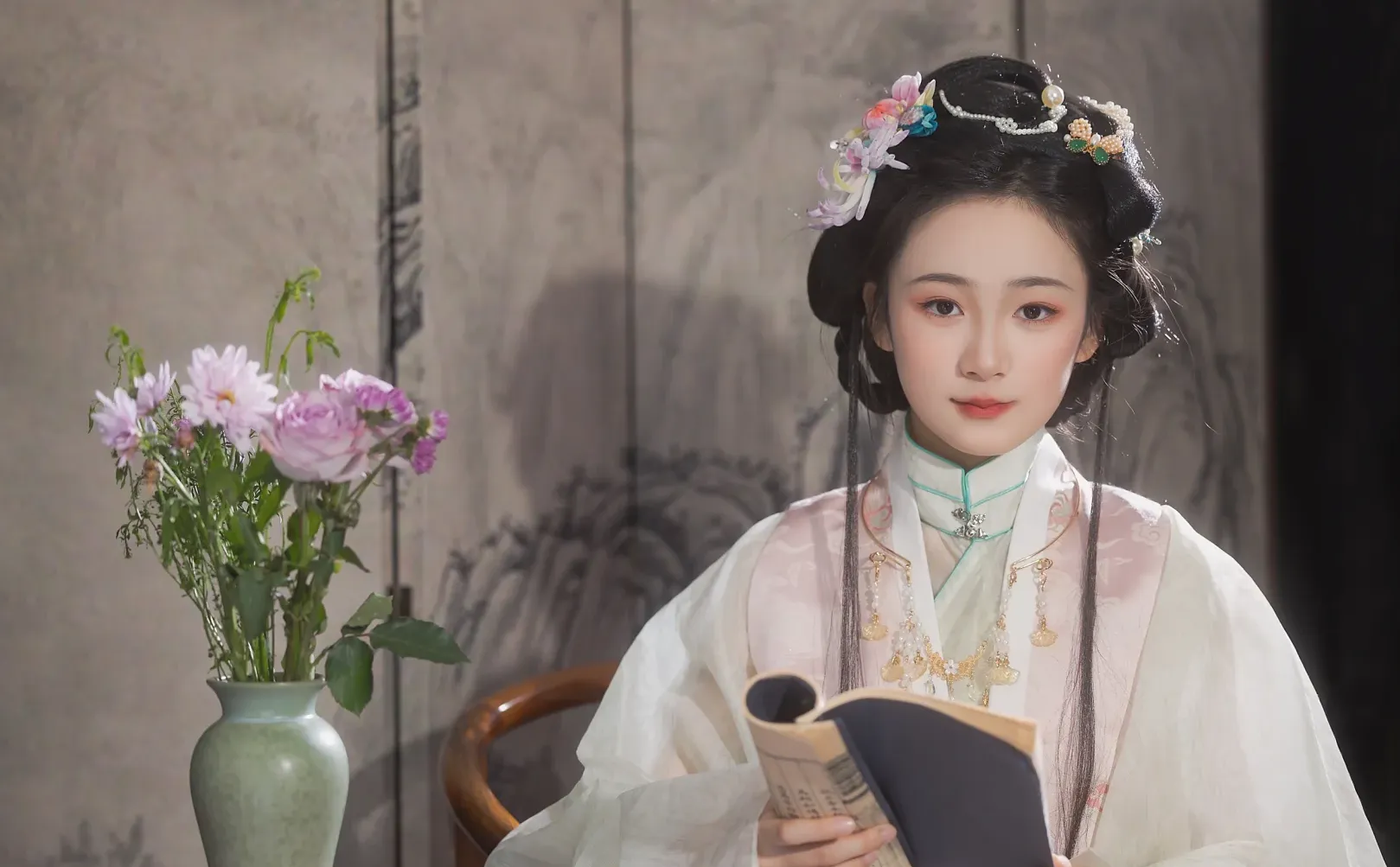 小说里的娇俏大小姐就长这样吧