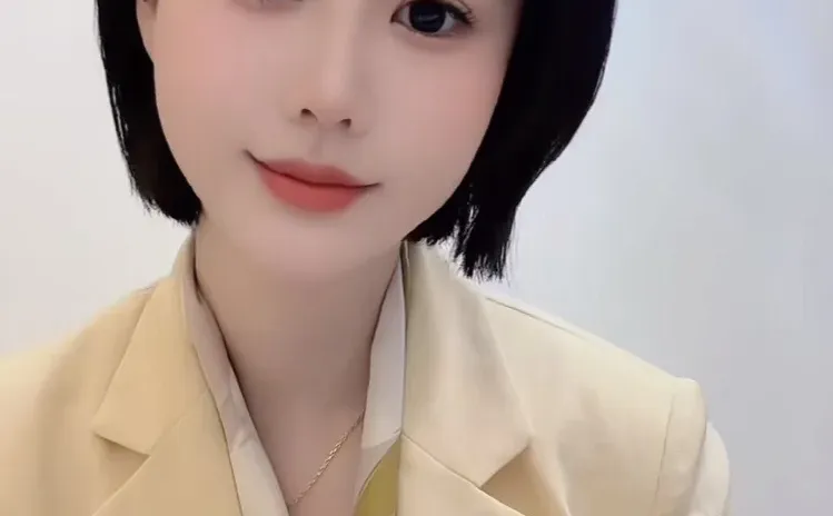 🇨🇦蒙特利尔，36岁女，清冷系女生在线寻伴啦