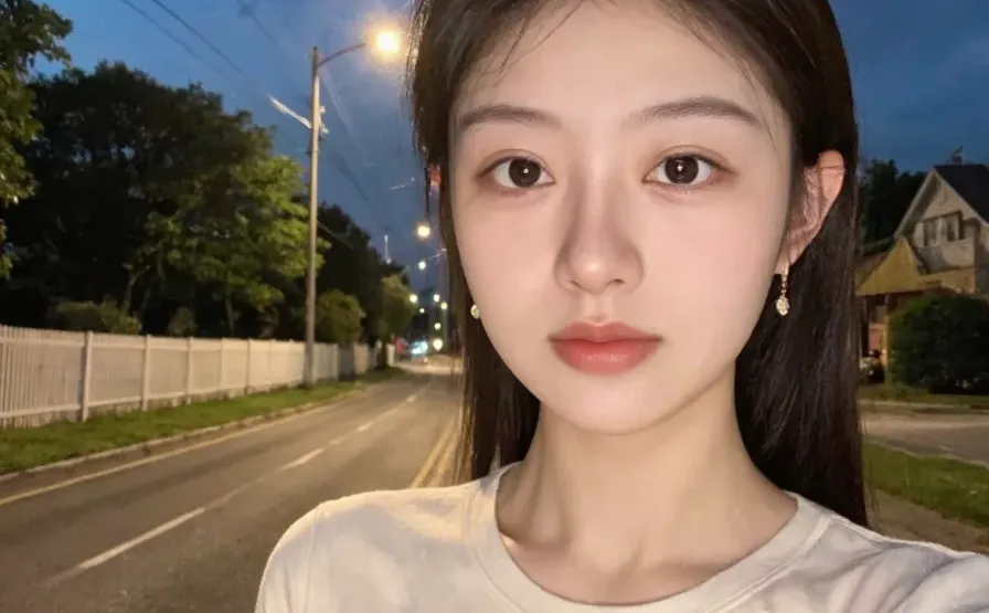 此刻的颜，胜过千万的妆造～