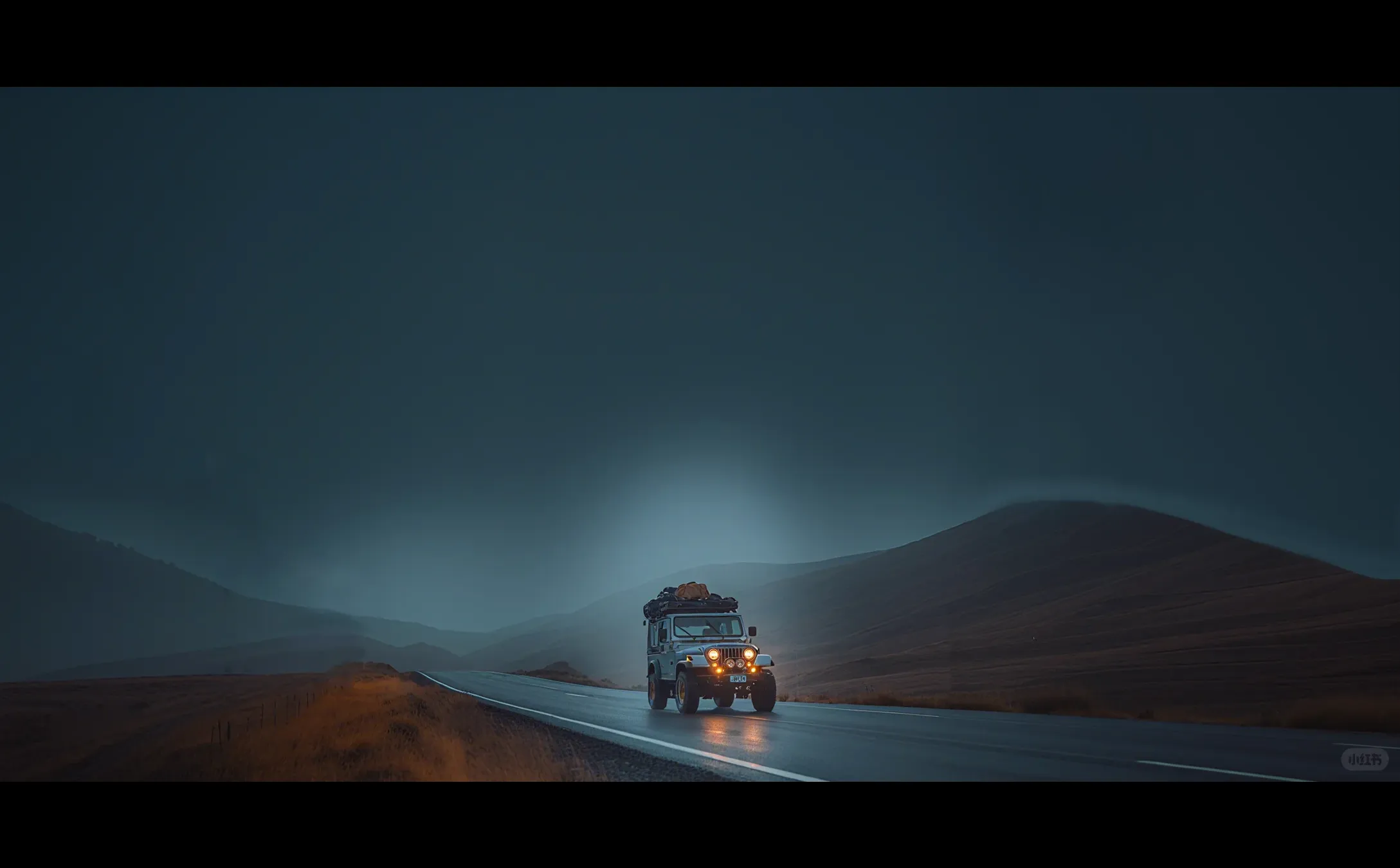 我在冷雨中驱车前行