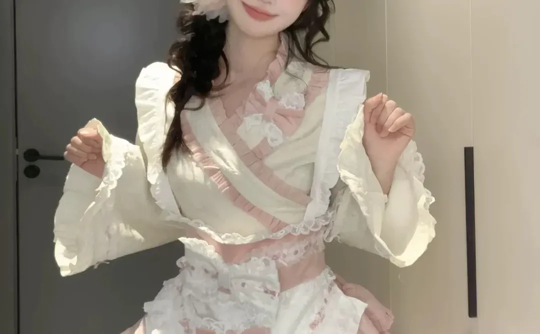 求助！女大拍成这样可以做服装类博主吗？