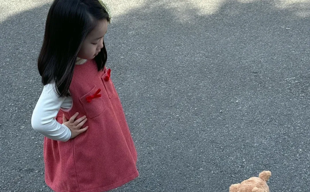 过年穿哪件红裙子好呢？