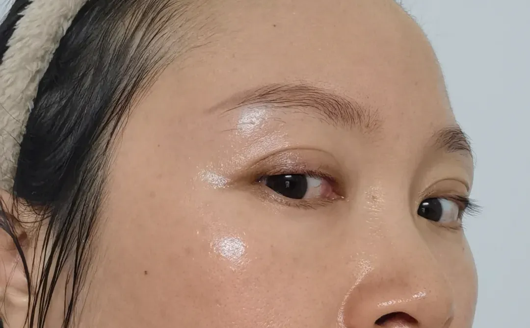 无美颜的素颜，真的很哇塞！36岁的素颜！