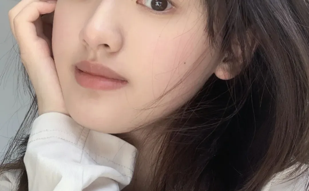 我真服了纯素颜长这样啊