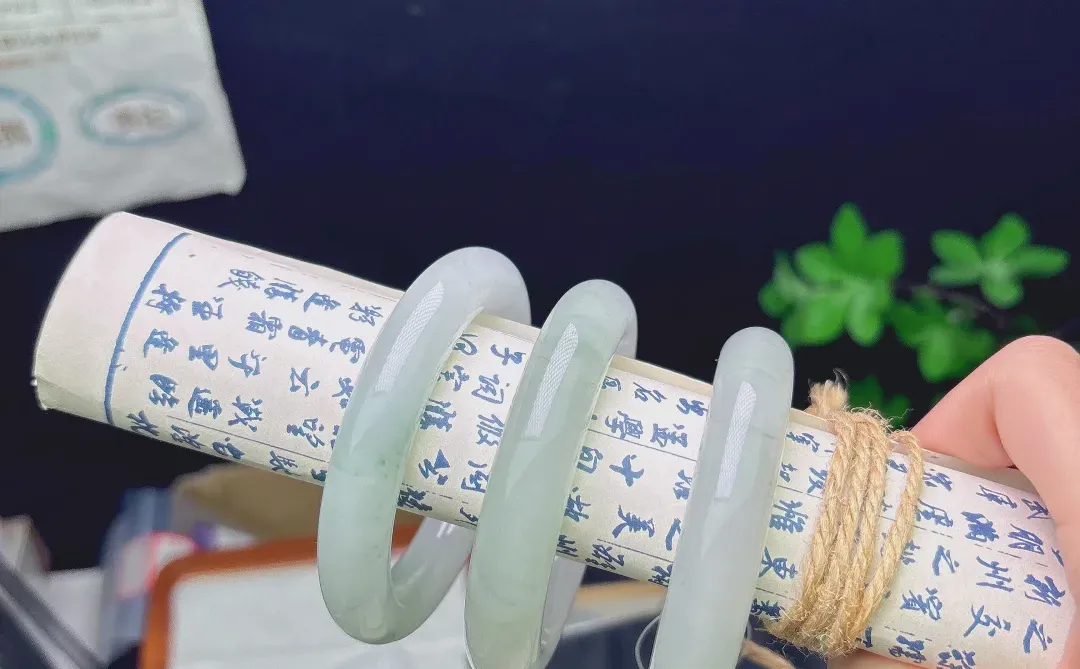 这一组镯子敲好看啊啊啊～