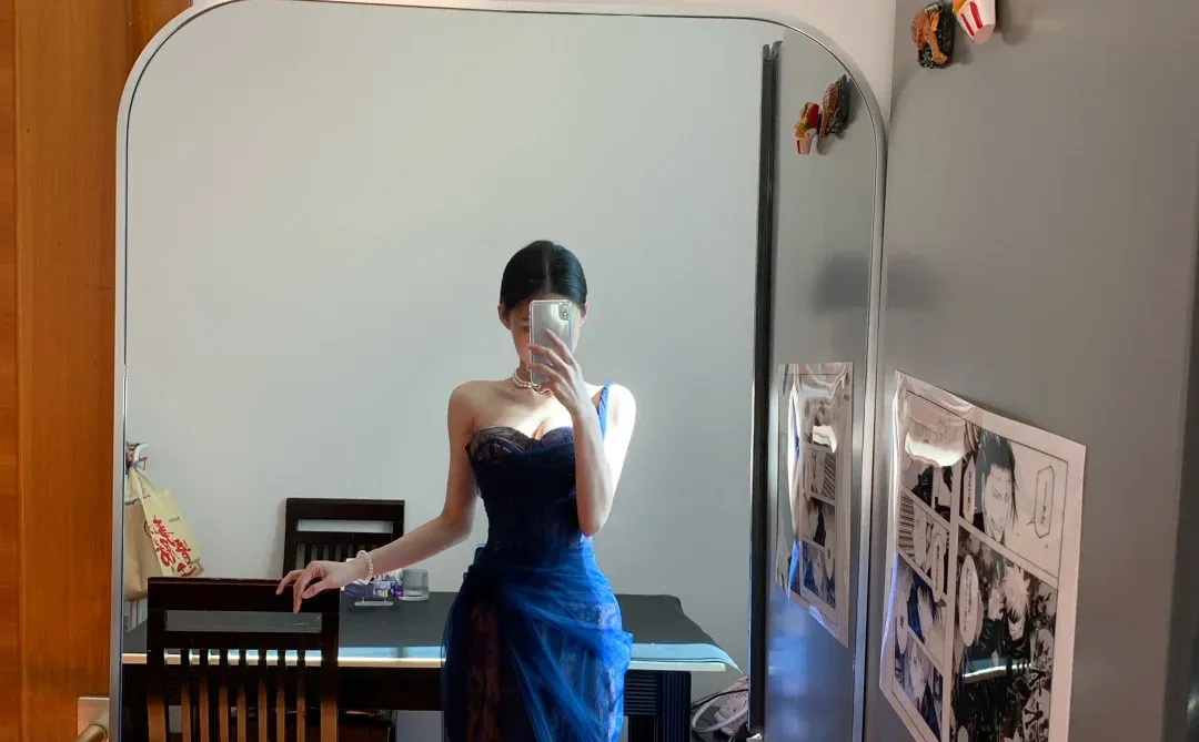 左滑 姐妹们 生日和男朋友约会穿哪套好！！