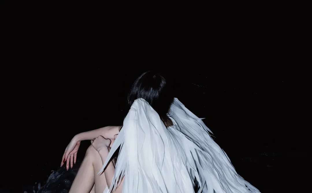 大连陪拍-海边氛围感天使