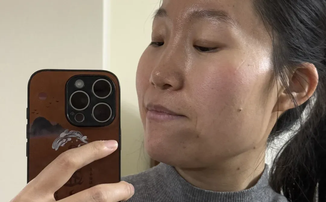 敢不敢发一张素颜自拍照，给自己打分