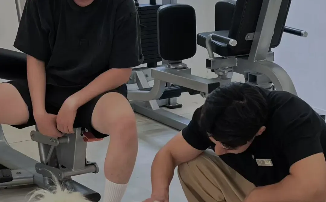 暴汗1个月，腰围直接小了一圈！女教练太会