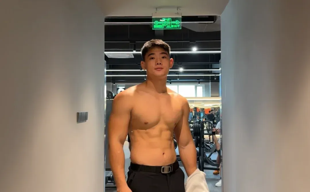 190/97kg 又是努力的一天