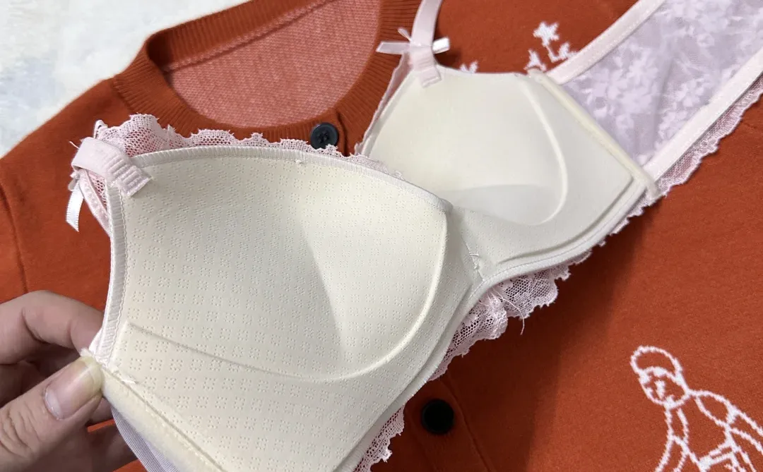 秋冬氛围感！小胸穿蕾丝内衣真的好温柔