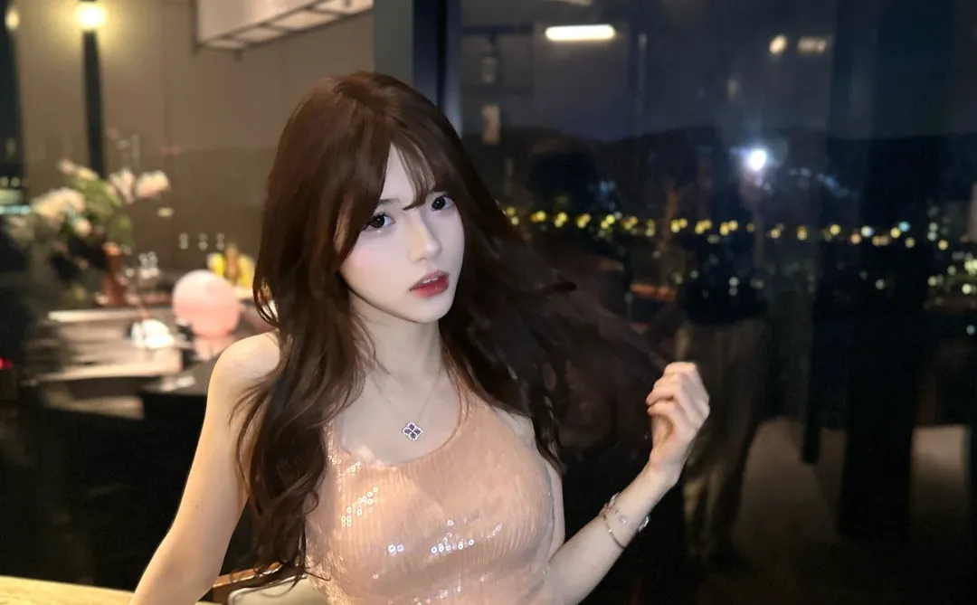 包臀裙( ･᷄ὢ･᷅ )✨