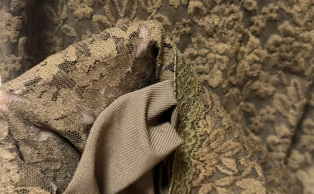 古早咖色蕾丝包臀裙 个人闲置