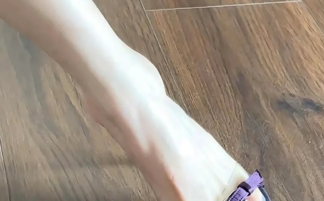 美脚系列：丝袜的魅力