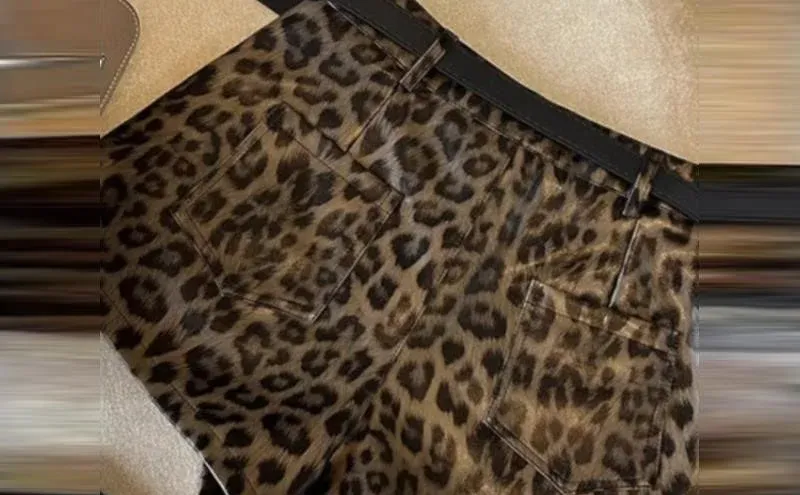 🐆豹纹PU皮热裤！小个子辣妹秋冬炸街