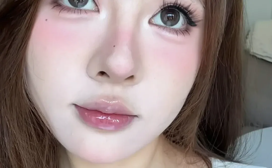 衡阳约妆 | 冬日蜜桃纯欲妆，暖呼呼的甜✨