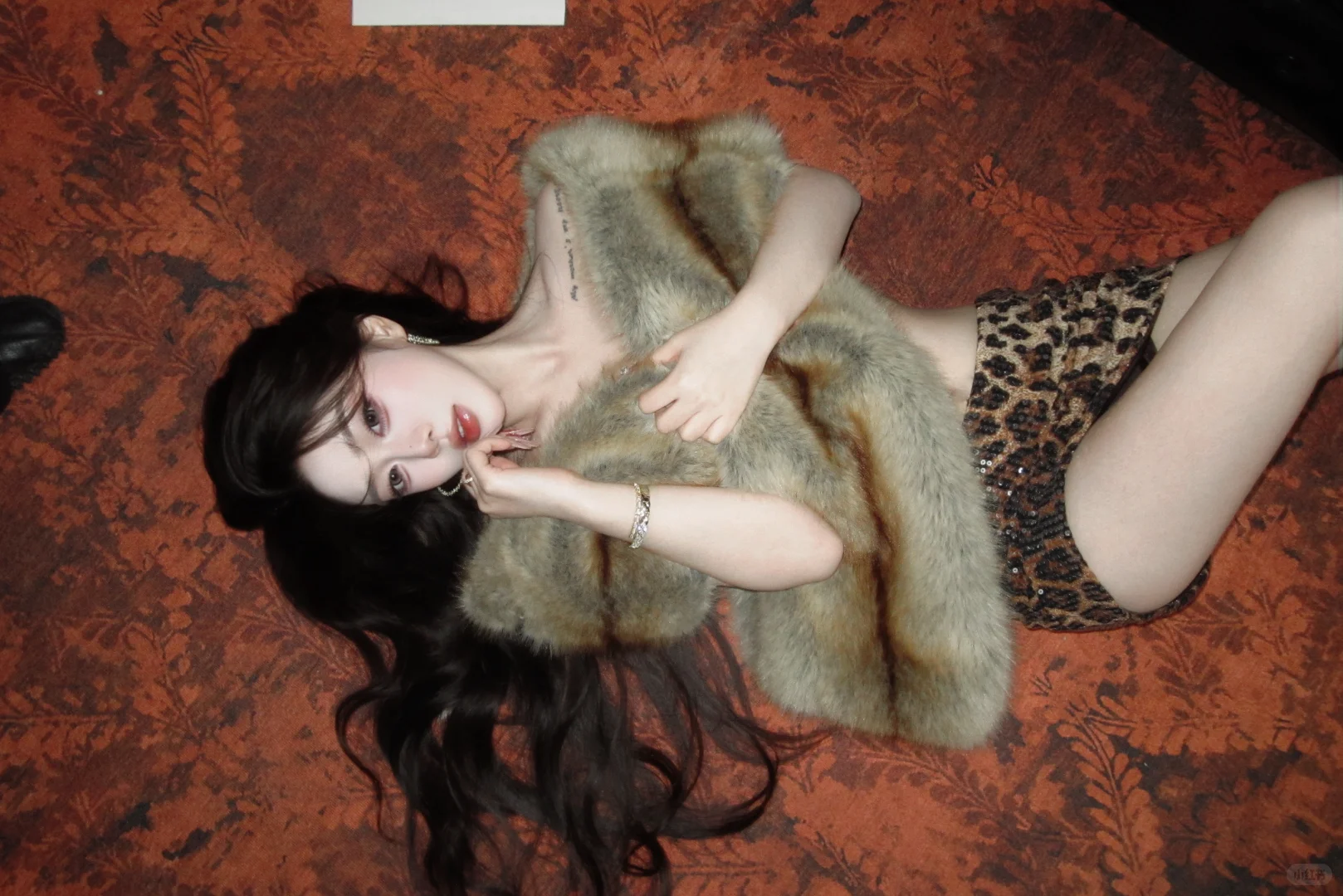 解锁高段位性感张力🐆御姐写真