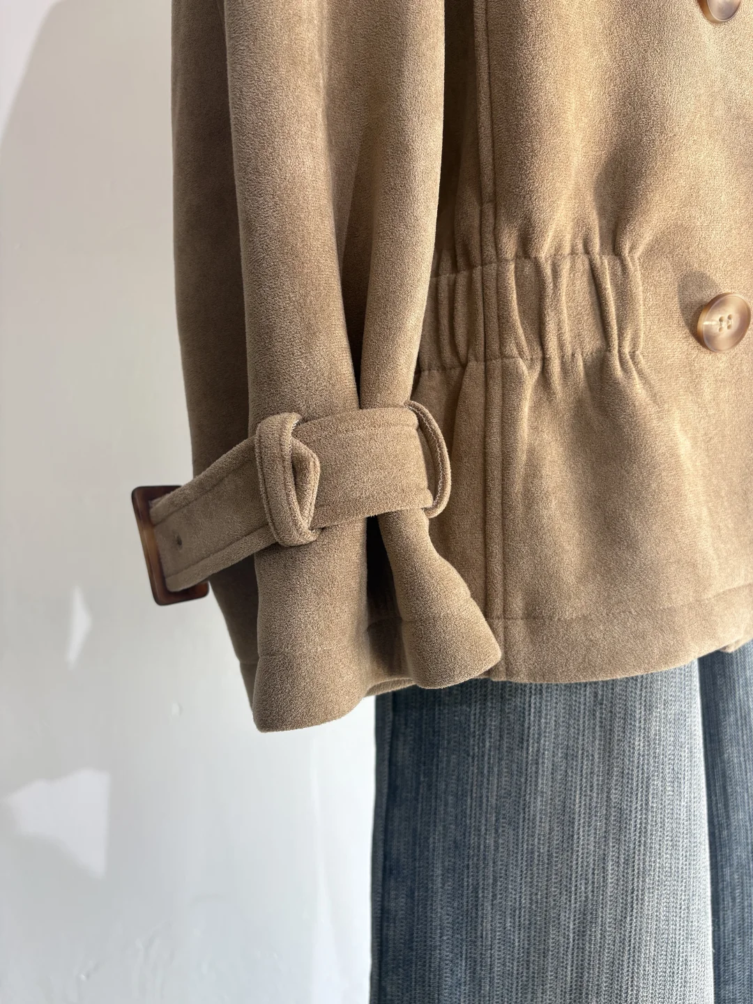 捡漏！大厂版衣，复古风收腰设计感绒外套女