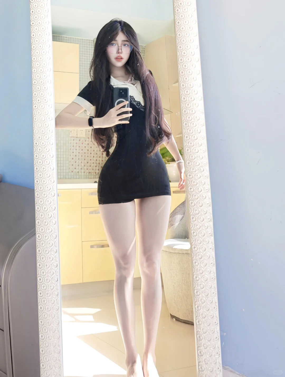 985女大/好爱我的酒杯腿!蜜大腿太迷人了吧