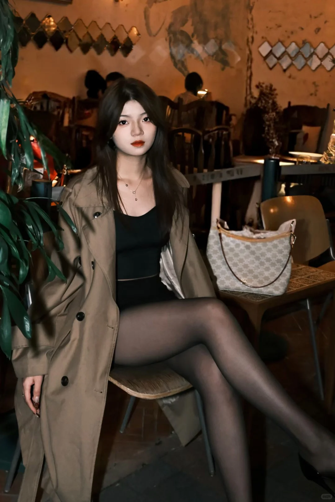 咖色风衣yyds！谁懂啊！