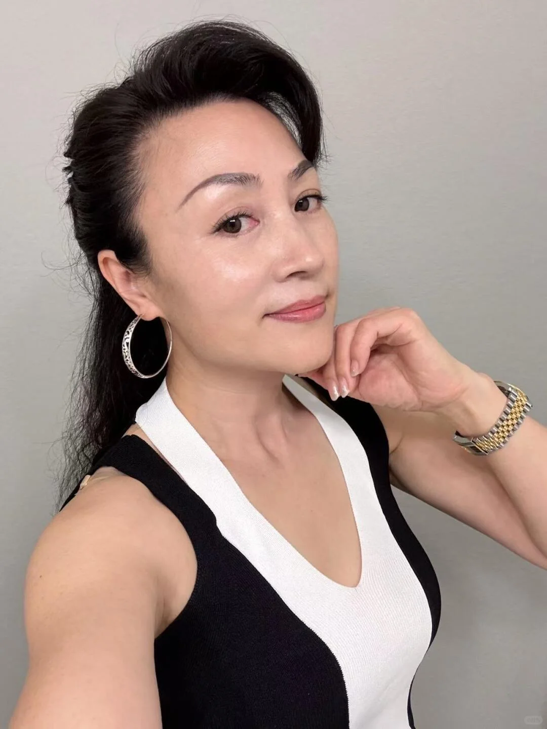 54岁无美颜无滤镜，状态可还好