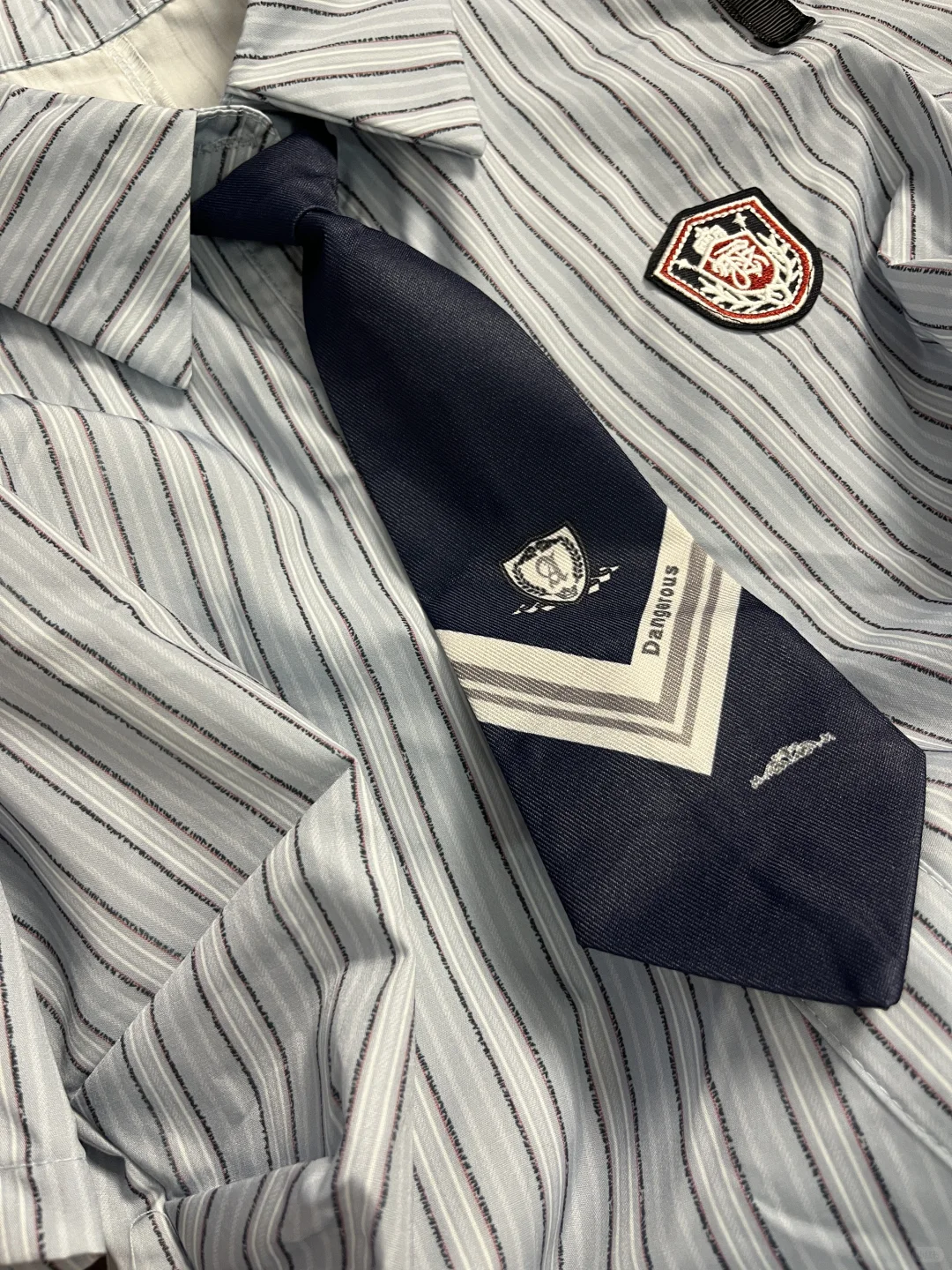 乖巧学院风衬衫裙