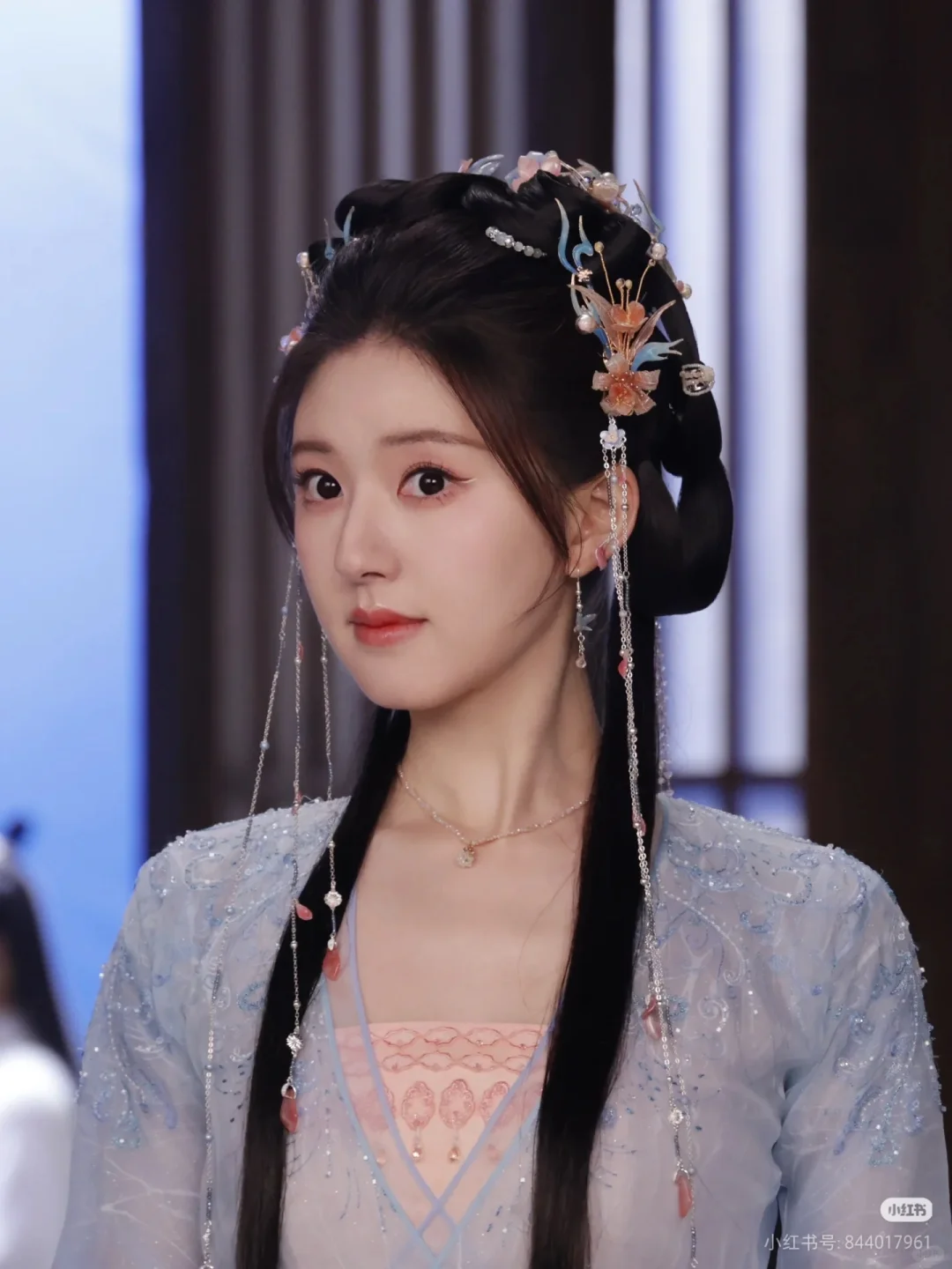 赵露思白鹿鞠婧祎的古风，你们更喜欢哪个？