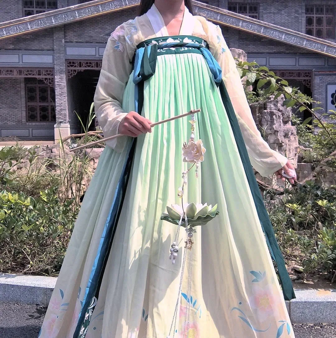 ins风真人古装汉服部位女头🏮🪭