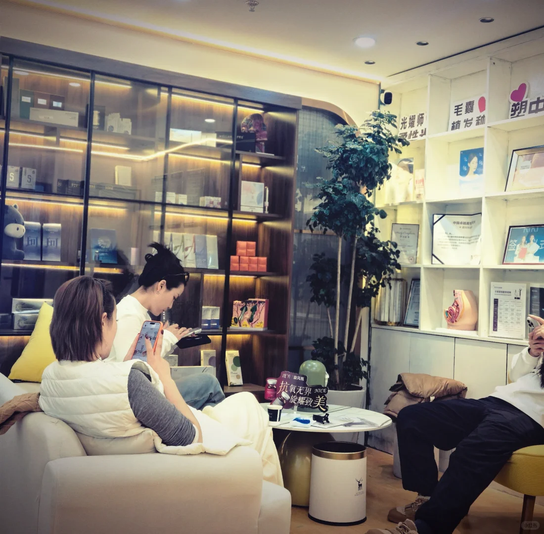 在石家庄，我开了一家“不像样”的变美店