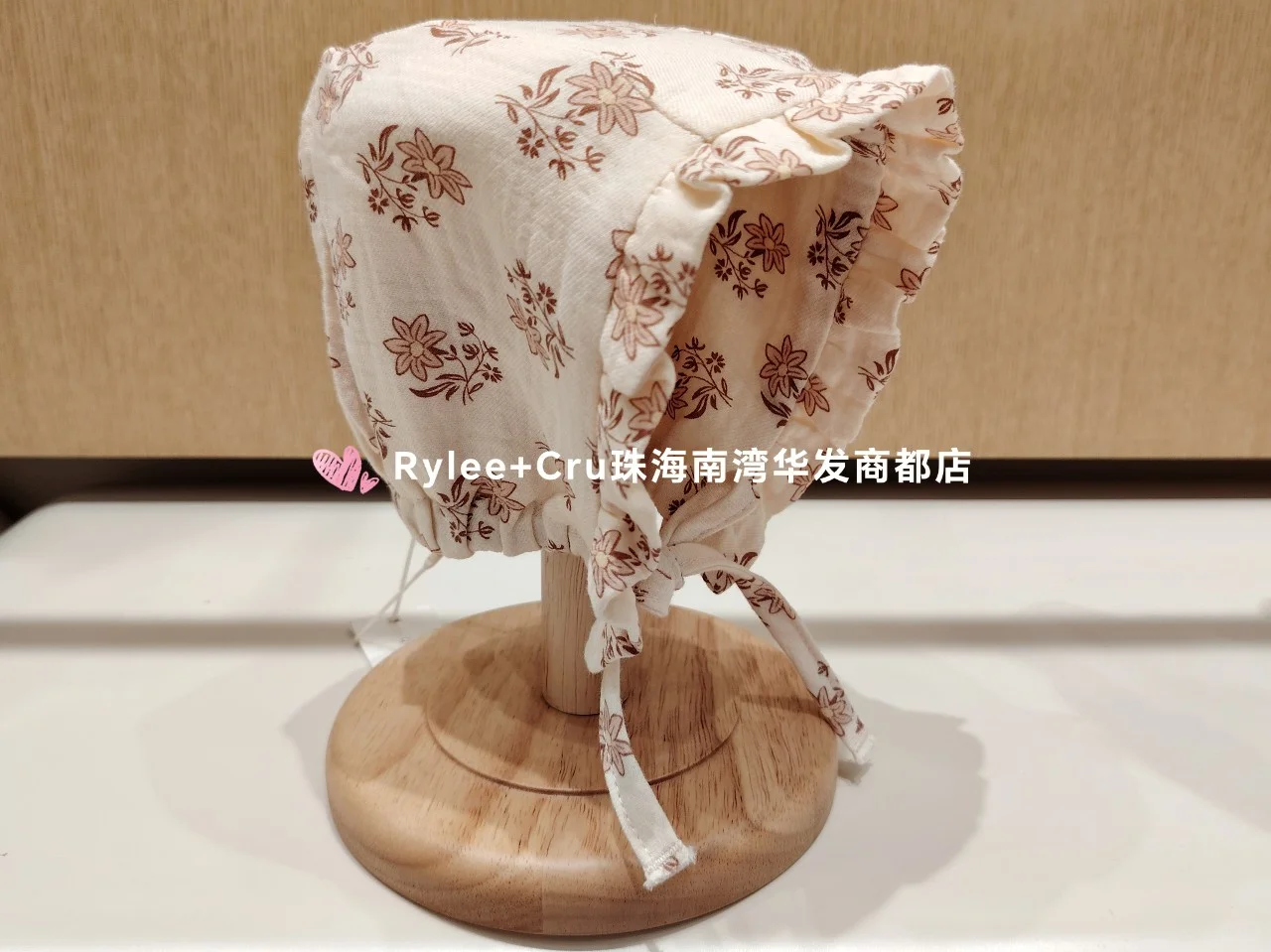 女宝宝可可爱爱的包屁裙