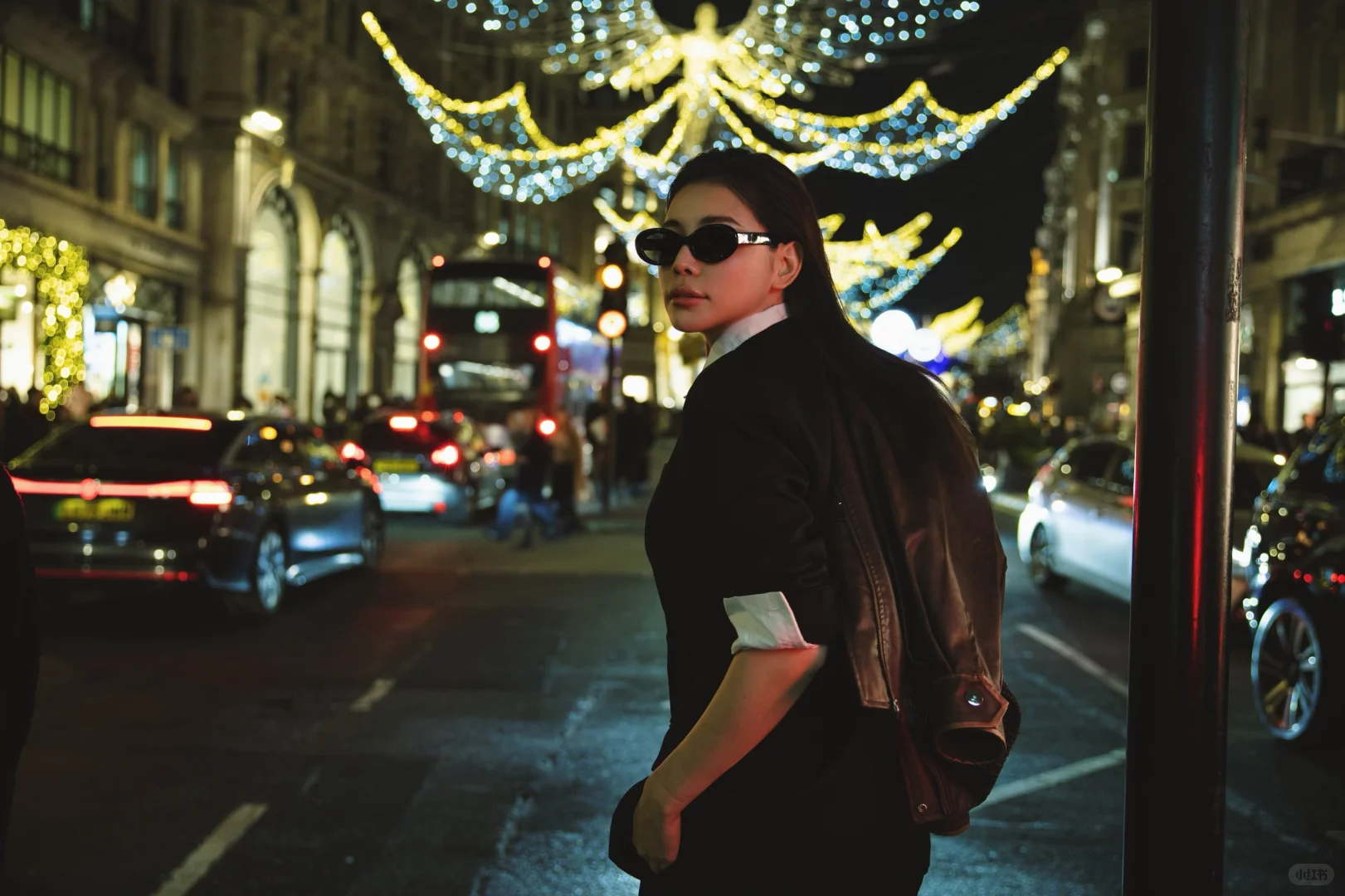 做同款张凌赫女人