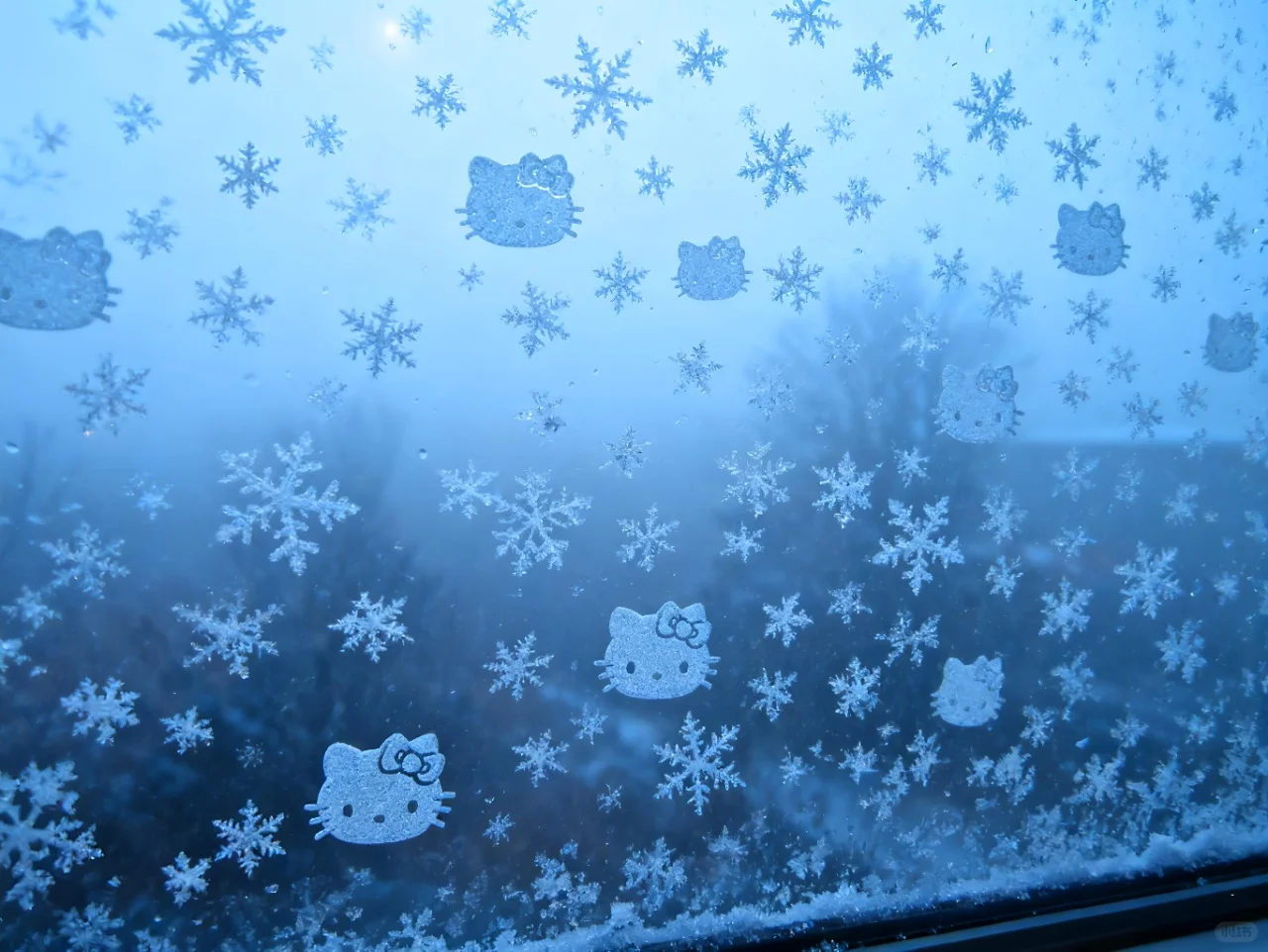 HelloKitty雪景iPad壁纸
