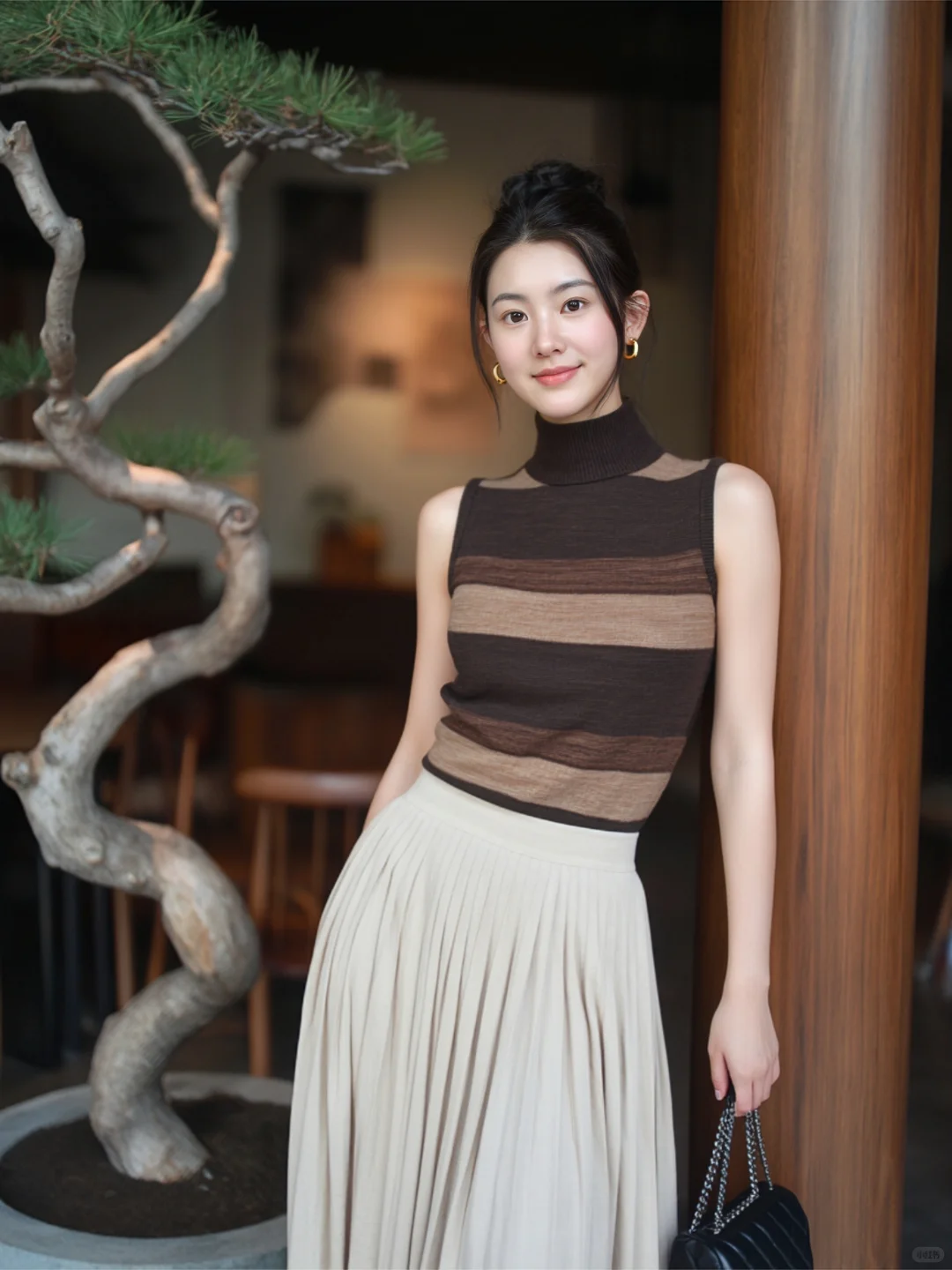 高质感美女的皮肤状态必须红润有光泽