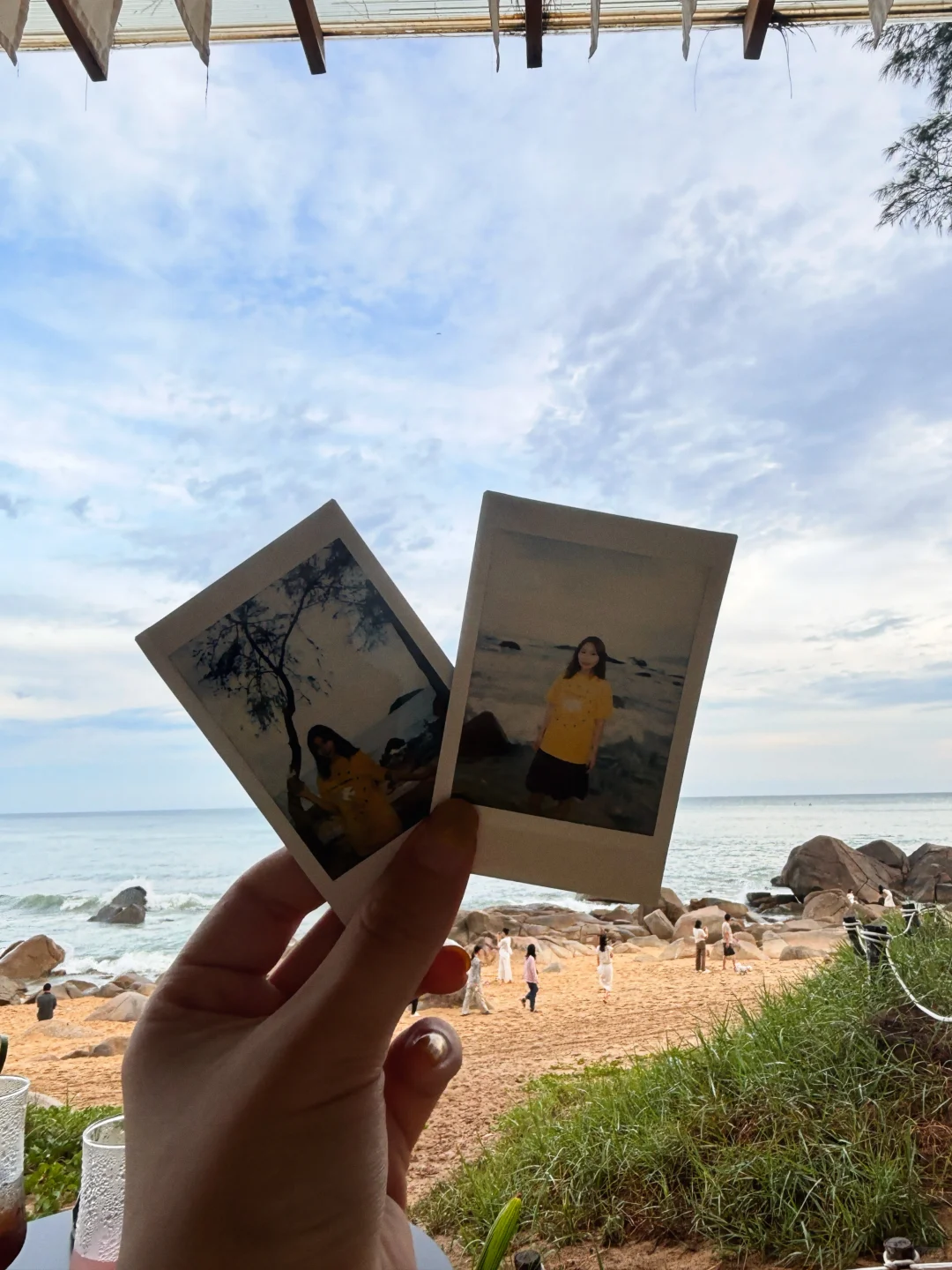 去海边衣服要穿亮爆的！☀️