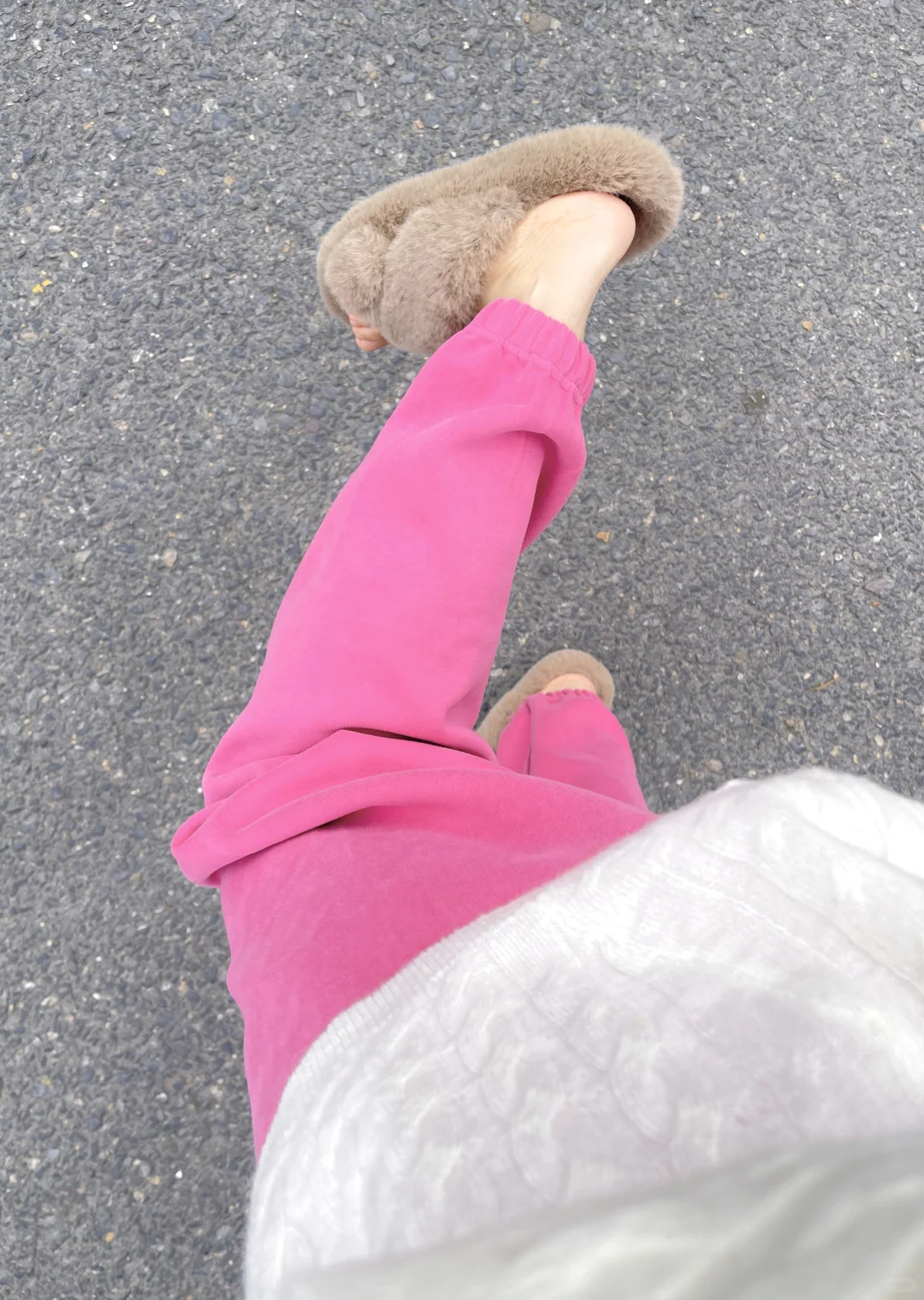 早春粉色卫裤软乎乎的温柔风💕吃饭去喽