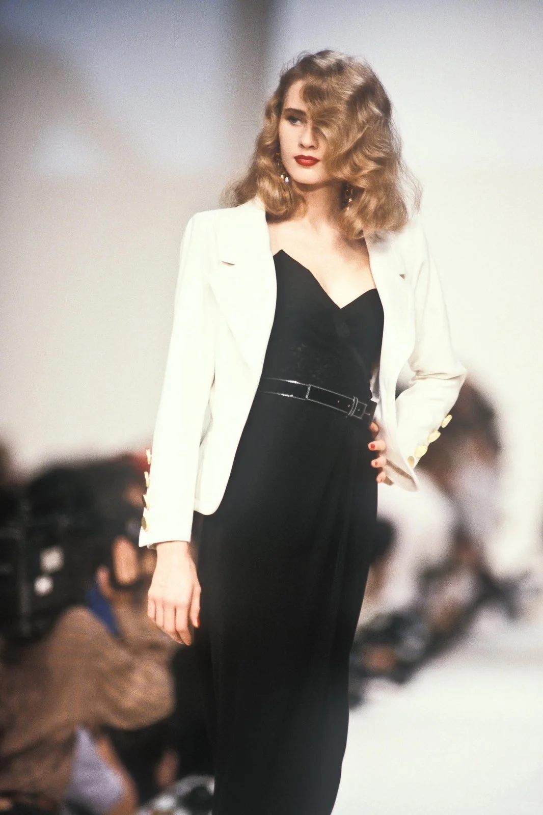 秀场回顾｜Yves Saint Laurent 1990