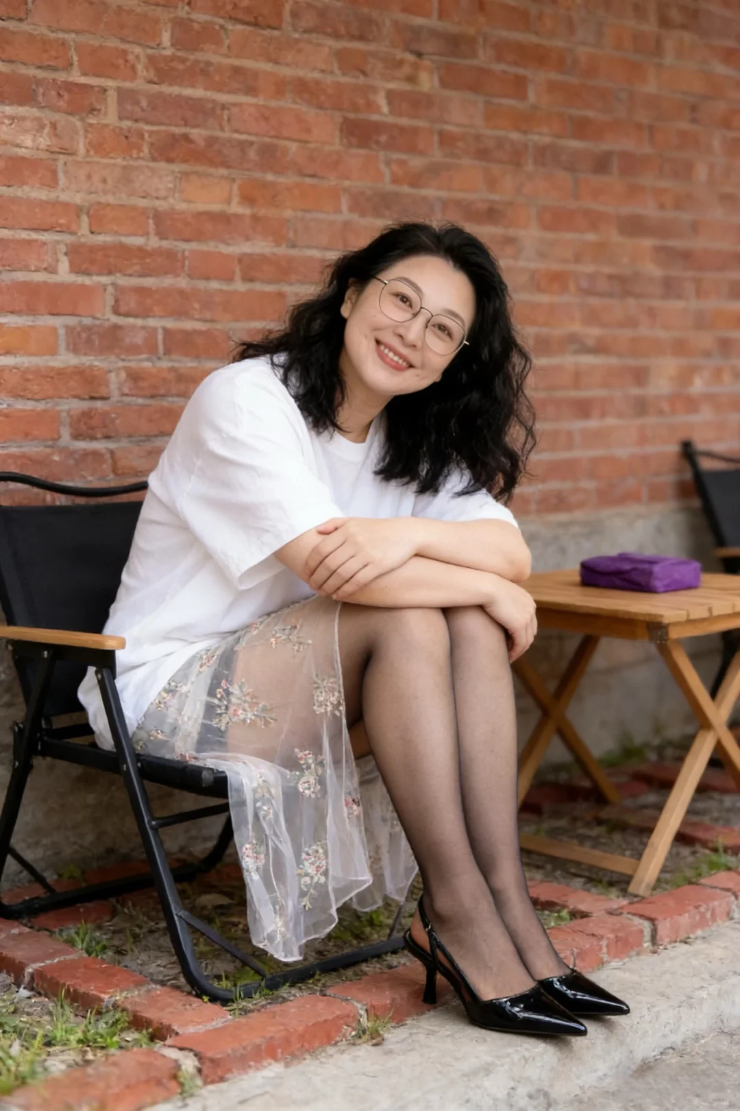 温柔是底色，清醒是内核