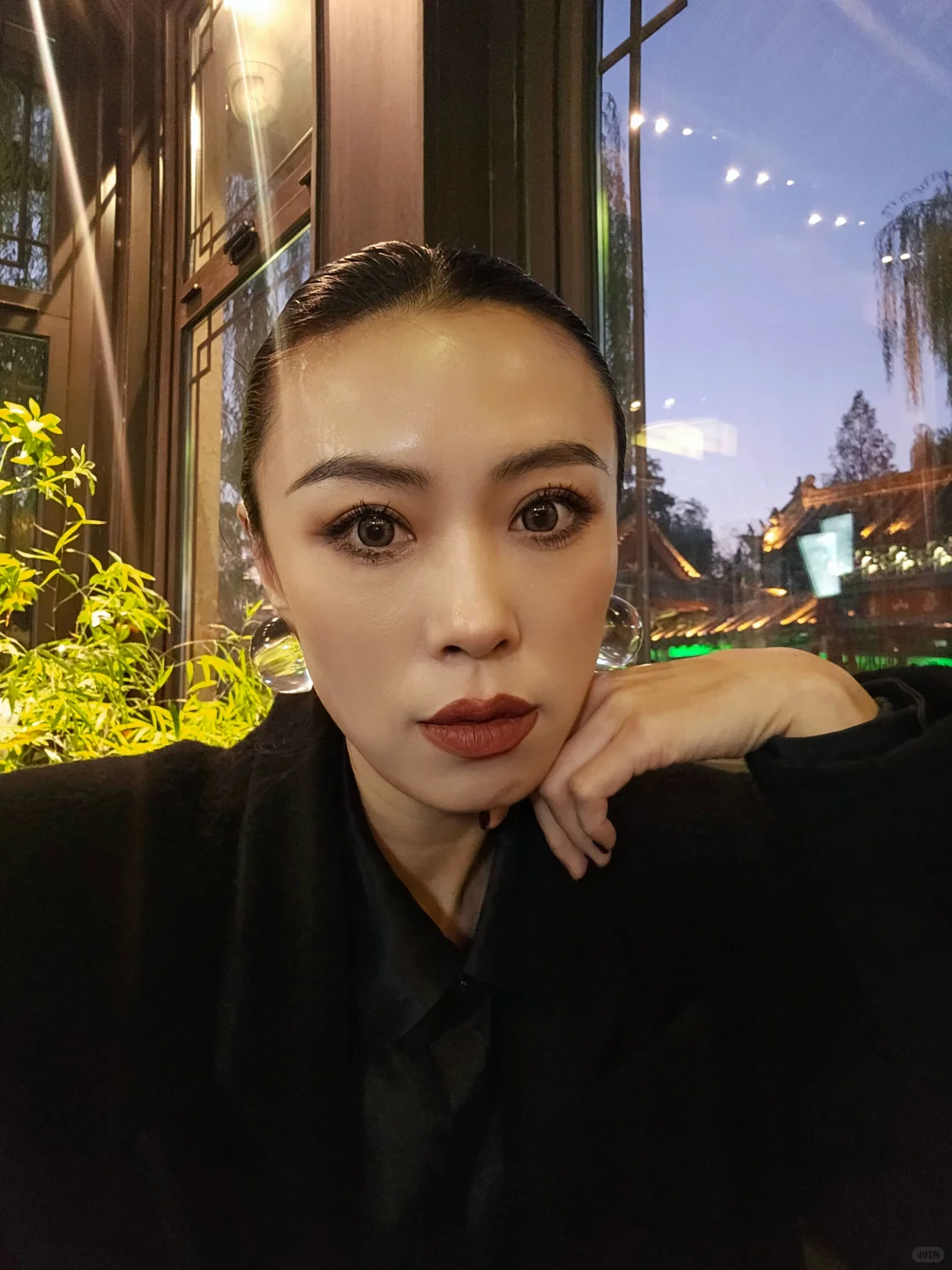 御姐风、黑发红唇、自拍🤳库存、