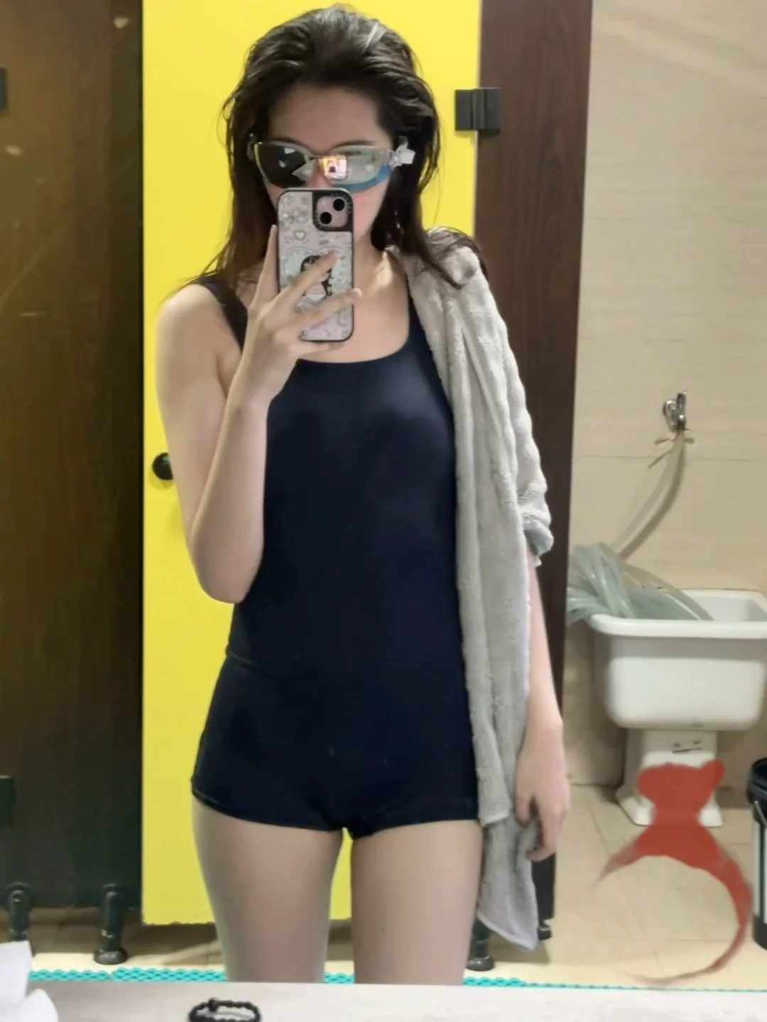 这个天游泳的女人不必多说