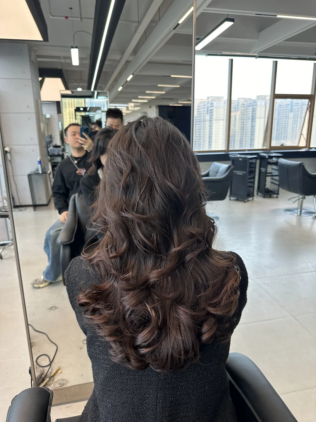 方圆脸女生都给我去烫！！！！！烫一次美一年