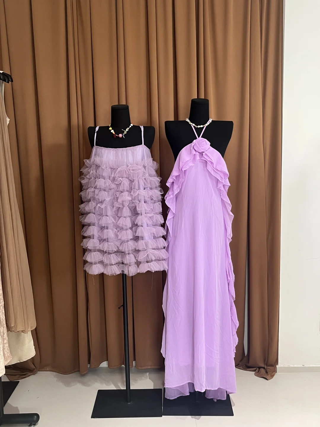 小个子姐妹（三亚出片穿搭），椰梦长廊附近