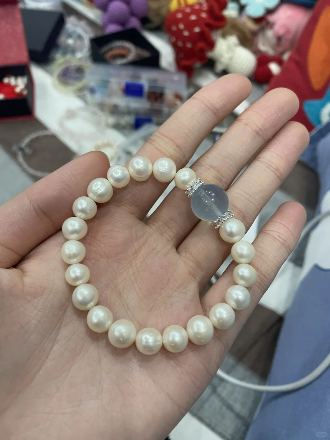 出天然珍珠配海蓝宝