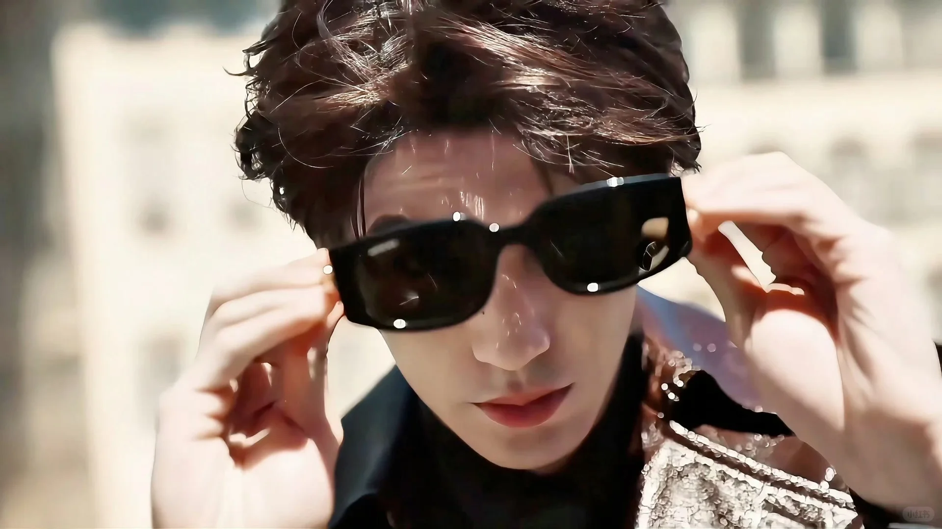 ✨谁懂啊！帅得我原地旋转三圈！