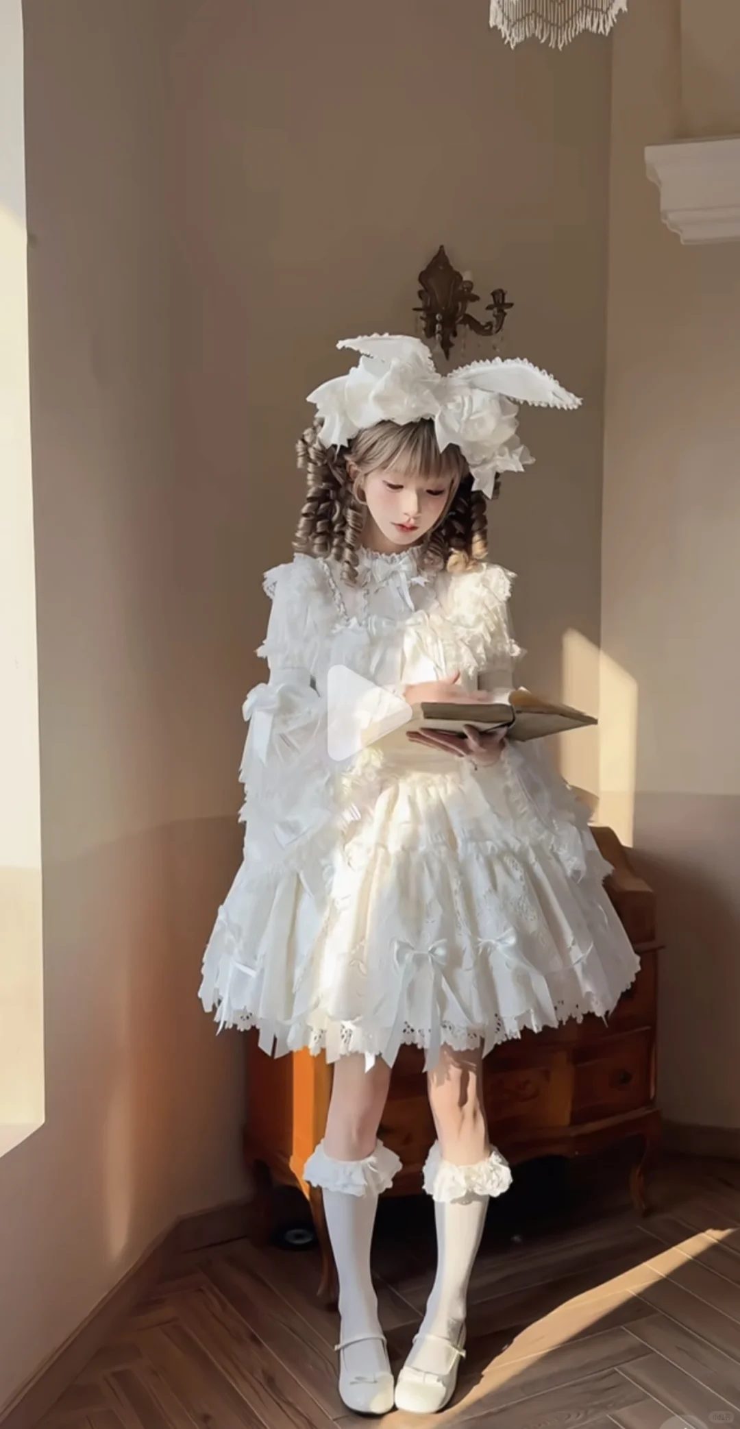 花匣新品 蕾丝人形