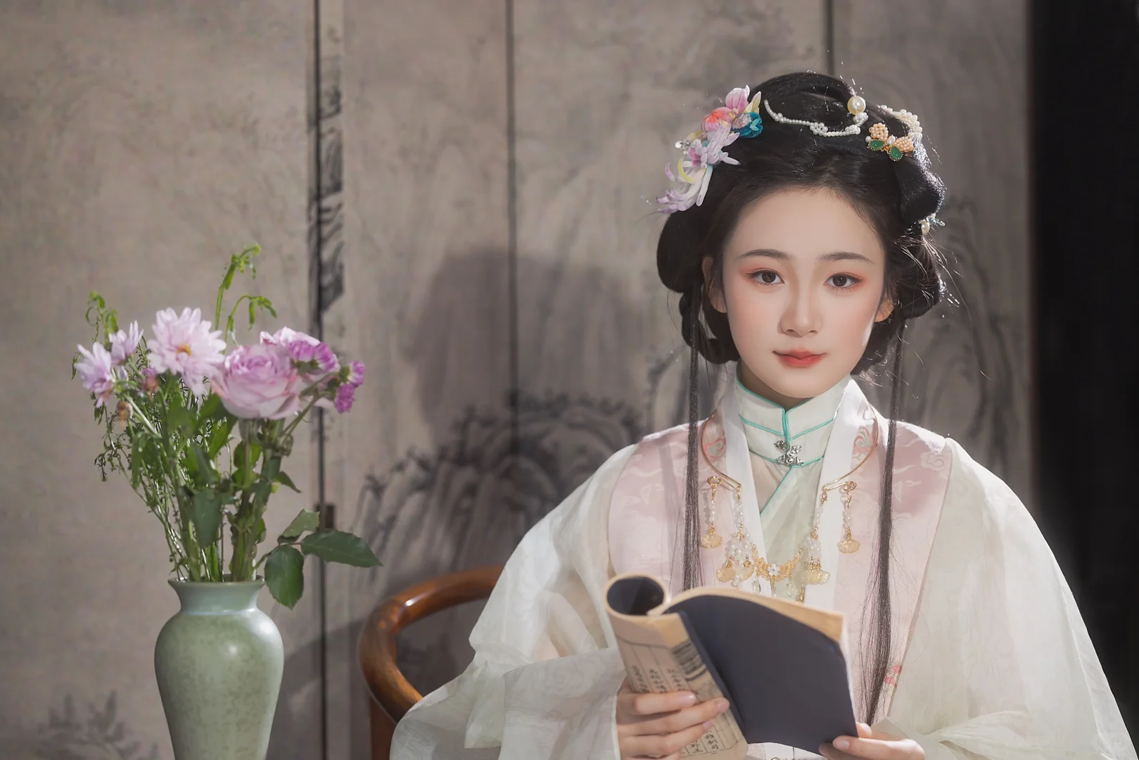 小说里的娇俏大小姐就长这样吧