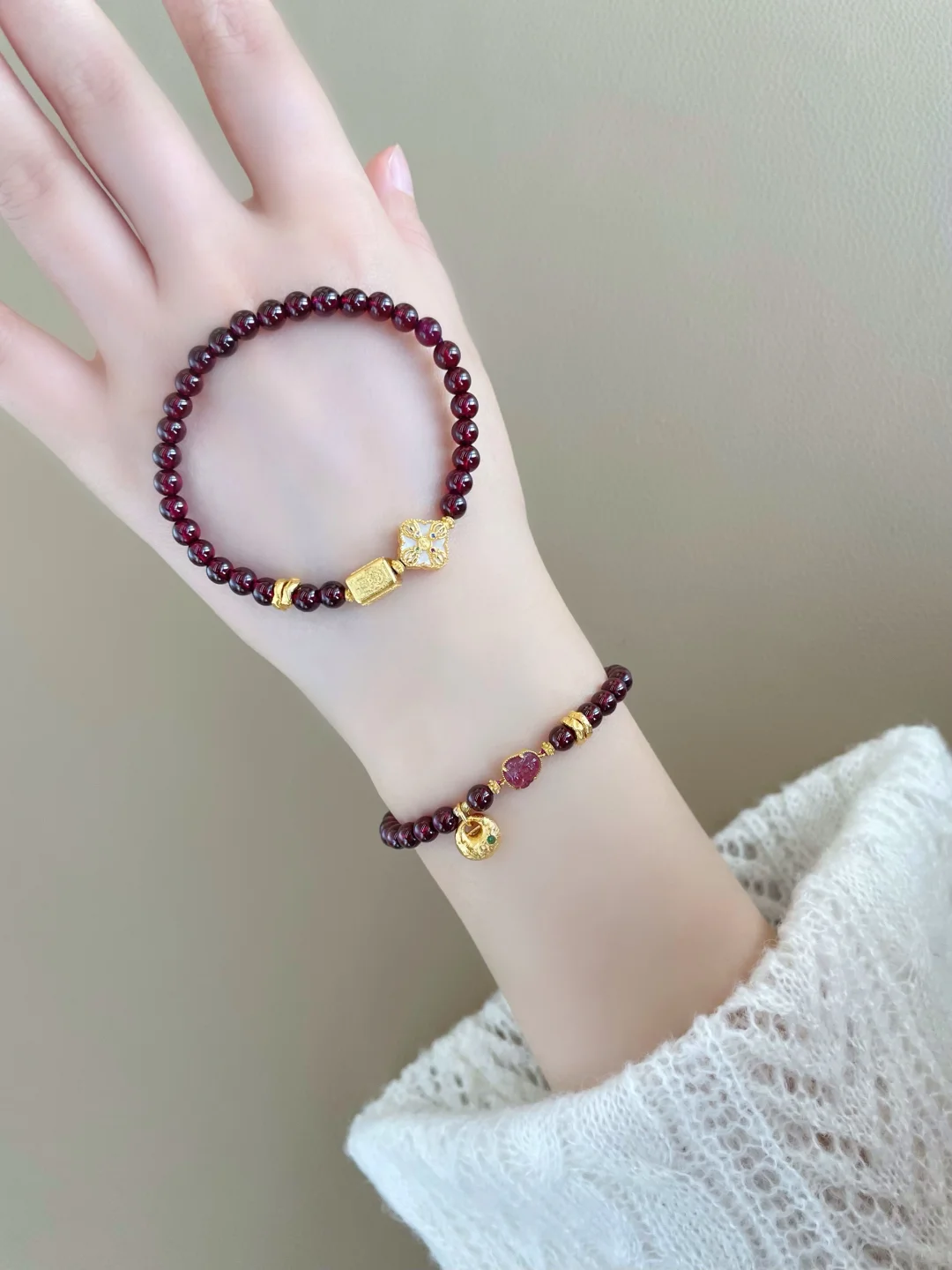 敲绝的新中式手链‼️石榴石扎基拉姆好吸💰