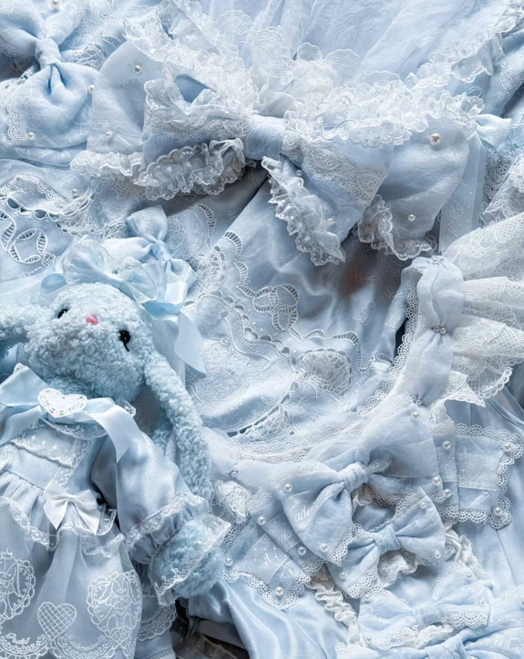 花匣新品 蕾丝人形