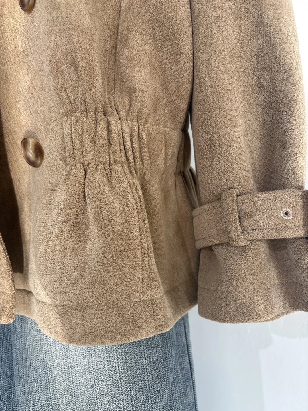 捡漏！大厂版衣，复古风收腰设计感绒外套女