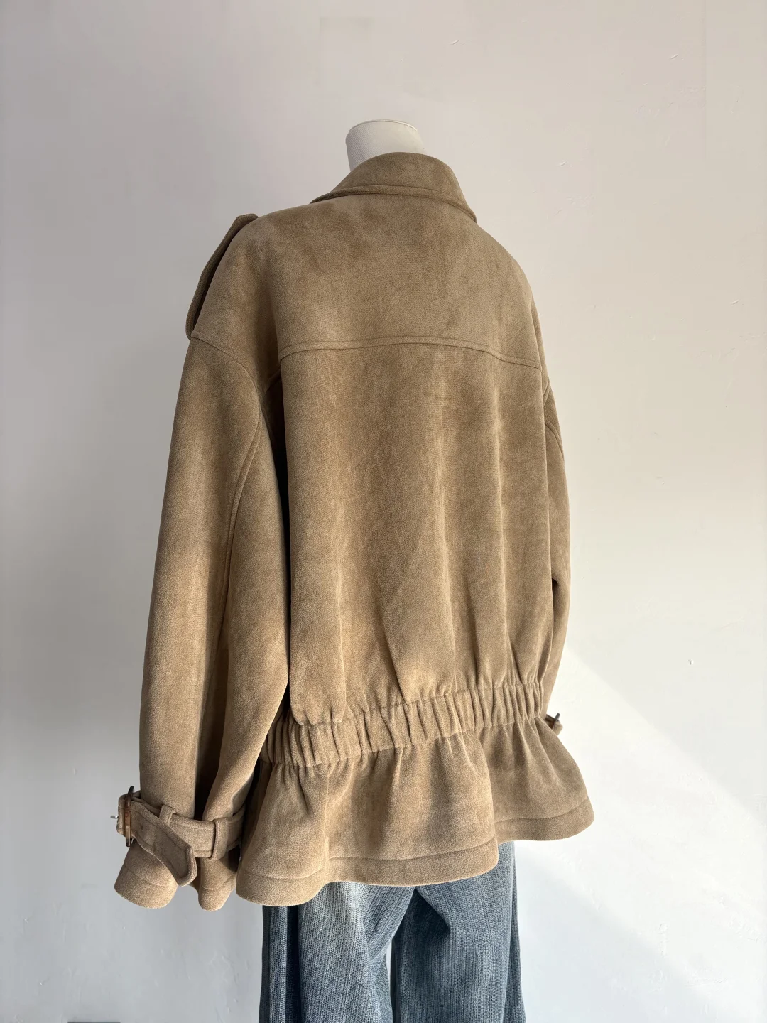 捡漏！大厂版衣，复古风收腰设计感绒外套女